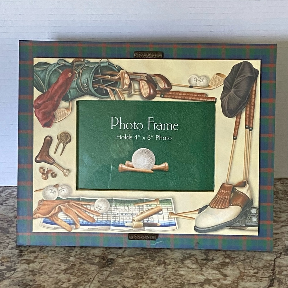 GOLF PICTURE FRAME NEW IN PACKAGE